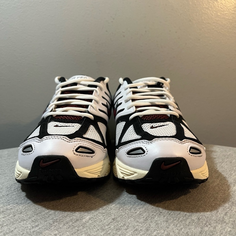 Nike Air Pegasus 2025 White Silver Red Running Men's Shoe Size 9.5 HQ5403 101 - Picture 3 of 11